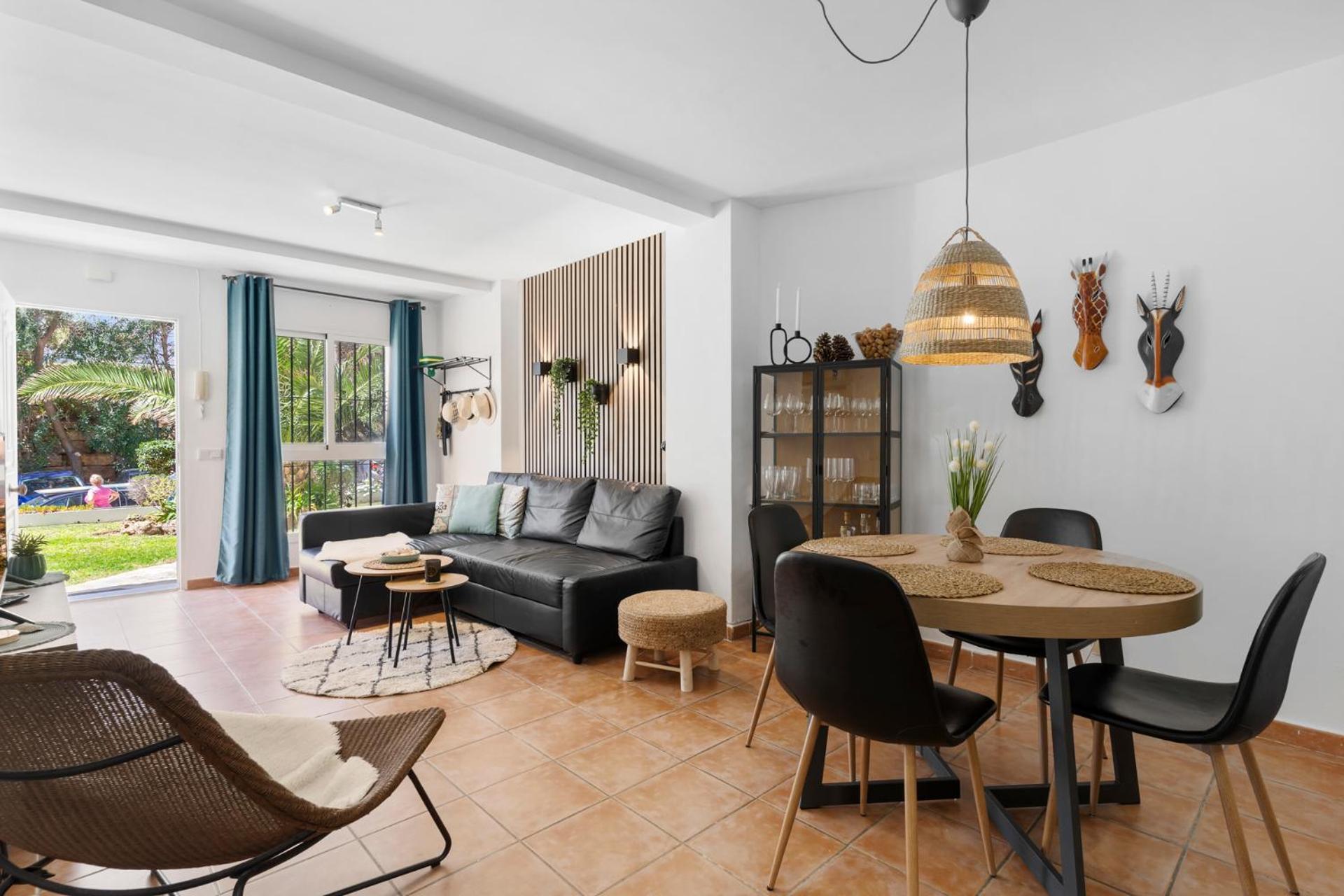 Beachfront Calahonda Apartment By Costarentals - Ref 89 Sitio de Calahonda Exteriör bild