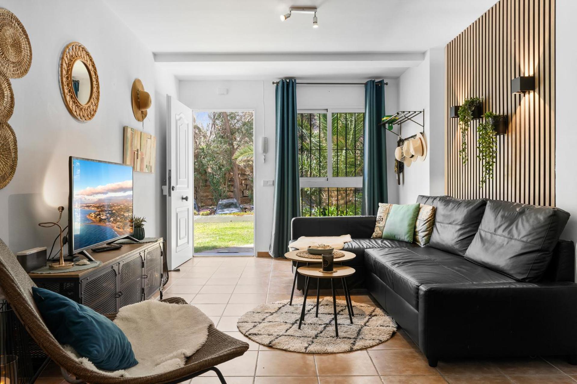 Beachfront Calahonda Apartment By Costarentals - Ref 89 Sitio de Calahonda Exteriör bild